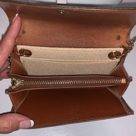 Louis Vuitton Vintage Compact Snap Wallet - Picture 8 of 13